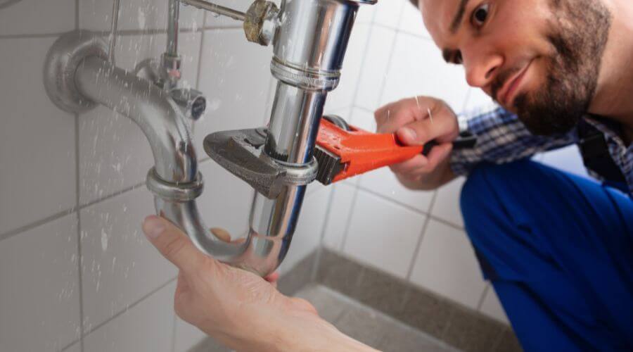 Professional clogged toilet repair services in New Cambria, MO
